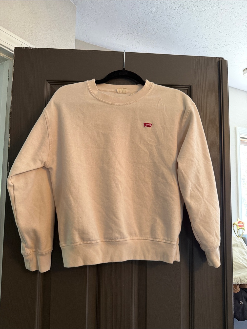 Levi's women’s Crewneck Sweatshirt